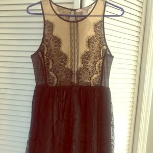 Forever 21 Dresses - Lace Short Cocktail Dress Forever 21 Dresses - Lace Short Cocktail Dress